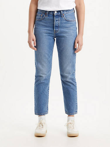 Levi's 501 Crop Must Be Mine